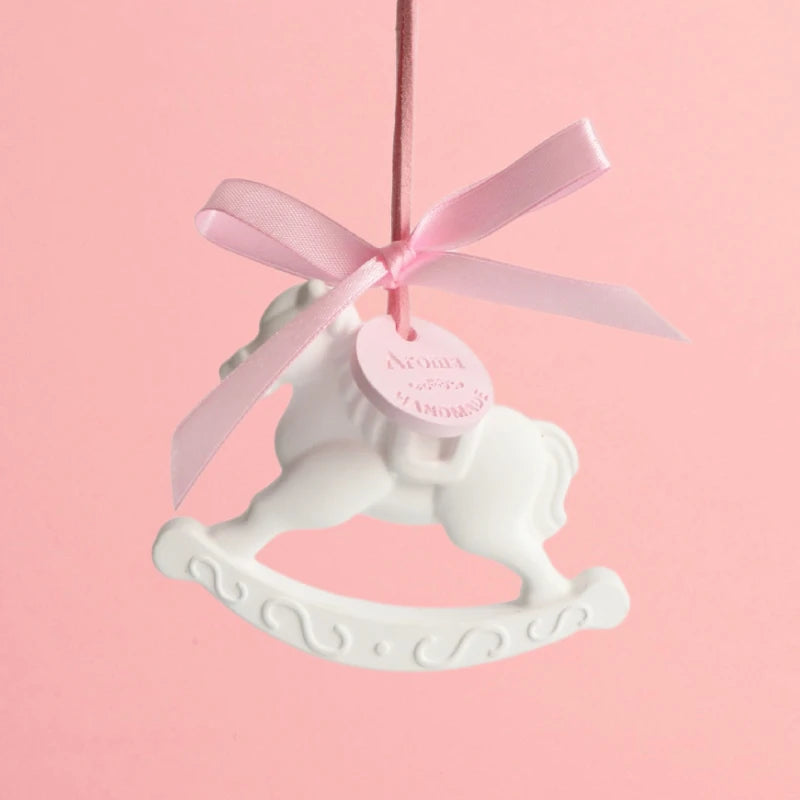 Wholesale Hanging Scented Ceramic Aroma Plaster Wardrobe Air Freshener Home Fragrance Porcelain Flower Essential Oil Diffuser