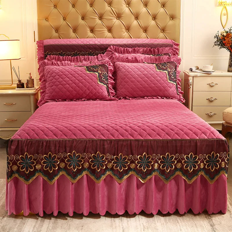 Sunny Textile Wholesale Lace Crystal Velvet Bed Skirt Bed Cover Bedspread