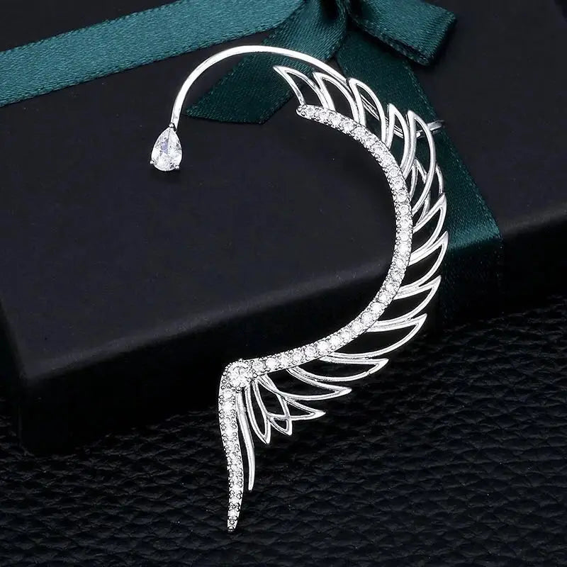 HIBRIDE Angel Wing Ear Cuff Cubic Zirconia Women Left Ear Only Wedding Party Movie Star Red Carpet Earring Boucle D'oreill E-947