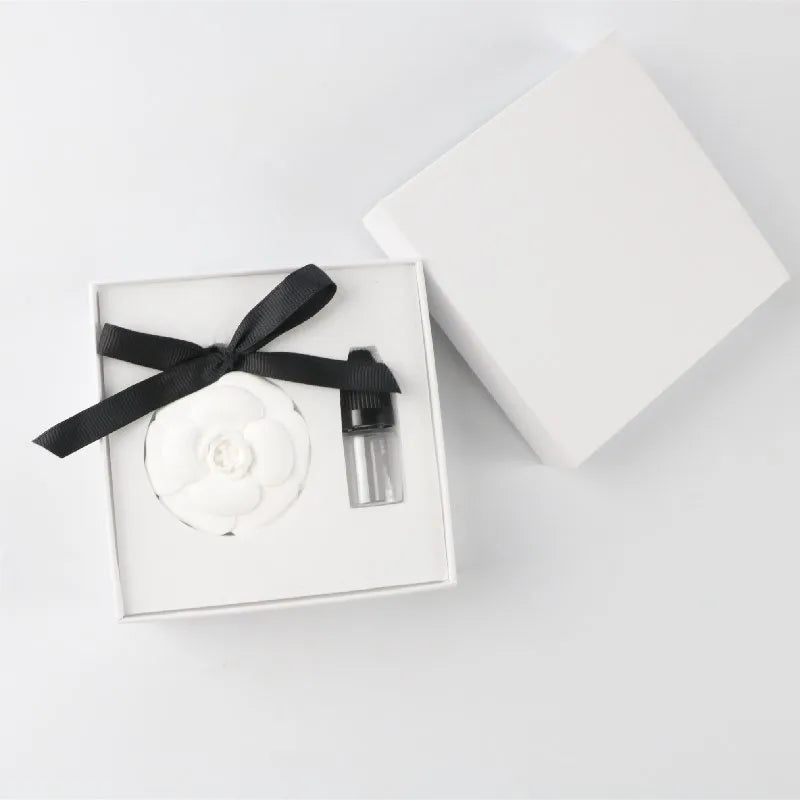 Stocked Hanging Car Wardrobe Aroma Pendant Air Freshener Scented Ceramic Porcelain Flower Home Fragrance Essential Oil Diffuser