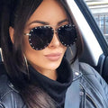 Wholesale Luxury Custom Logo Fashion Shades Eyewear Women Oversized Sun Glasses UV400 Ladies Metal Rivet Sunglasses Women