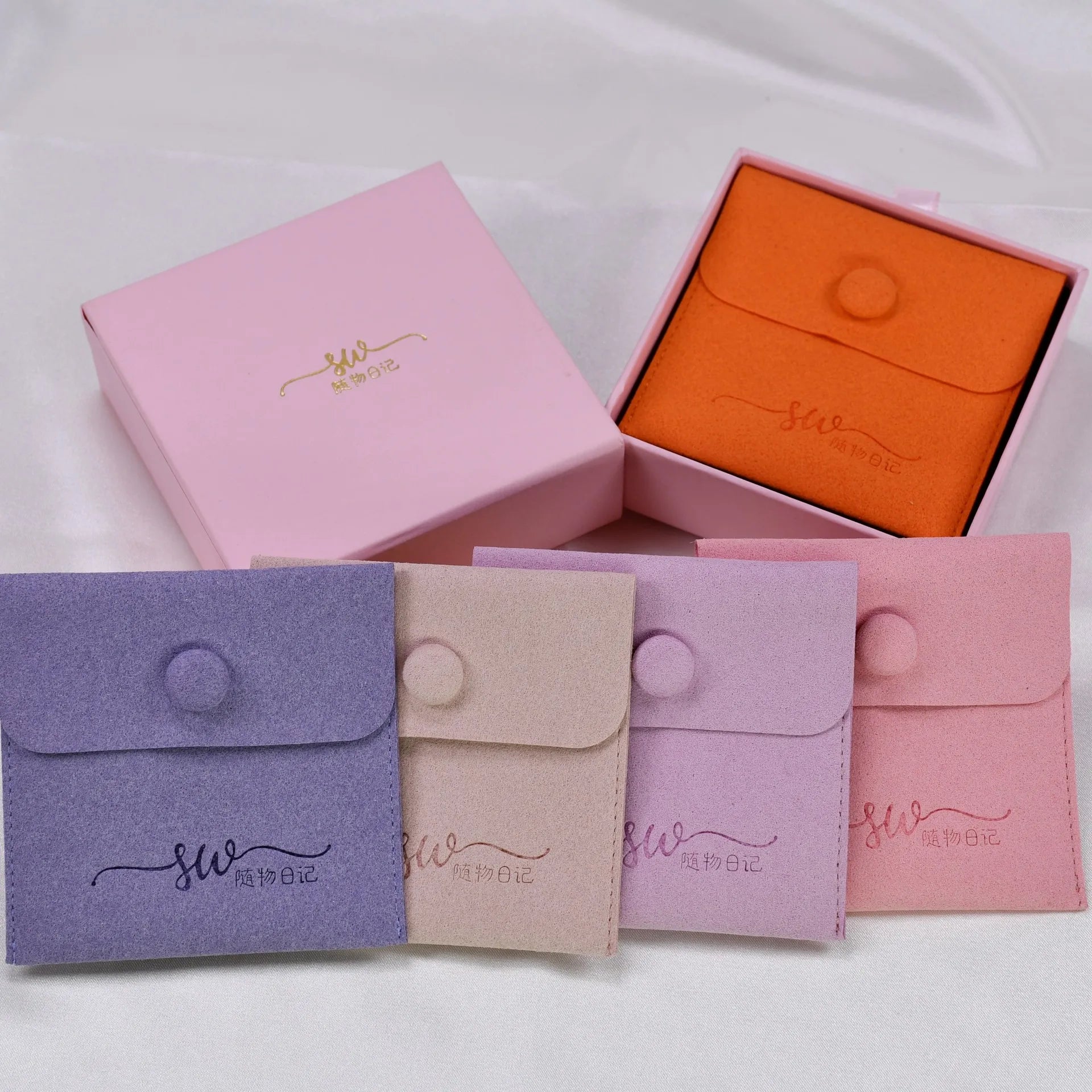 Custom Logo Microfiber Suede Velvet Jewelry Pouch Art Paper Bag Snap Button for Earrings Necklaces Matt Lamination Embossing