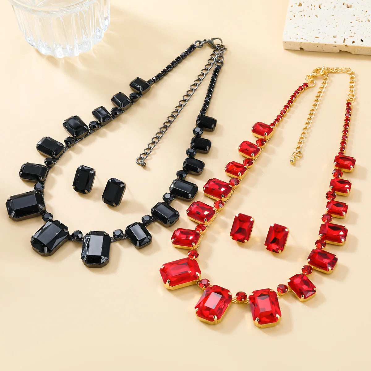2024 New Arrival Fashion Jewelry Copper Earrings Necklace Set for Women Exaggerate Square Glass Diamond Wholesale Earrings Set
