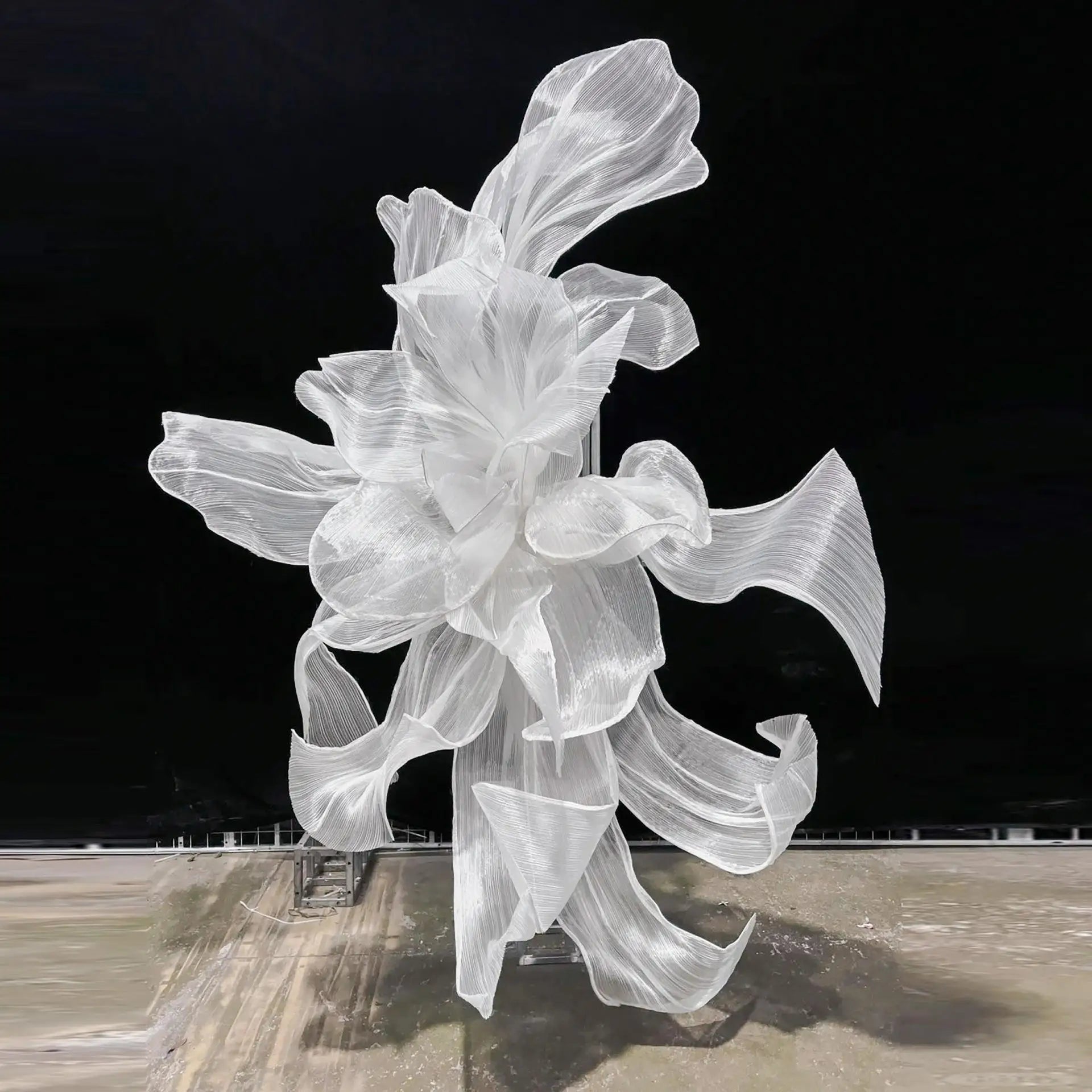 Brand-New Large-Scale Sheer Silk Floral Decorations Handcrafted Modern Artistic Installation for Luxurious Wedding Stages