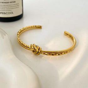 New Fashion Geometric Titanium Steel Open Bracelet Fried Dough Twists Knot C-shaped Open Stainless Steel Bangle