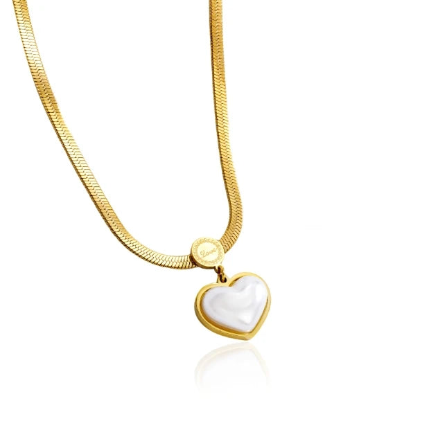 Personality Three-dimensional love Female Light Luxury Gold Snake Bone Chain STAINLESS Steel Color Does Not Fade Heart Necklace