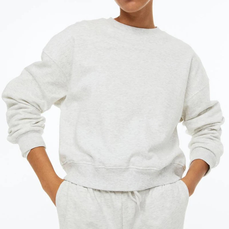 Wholesale Custom Women's Oversized Crewneck Terry Sweatshirt Printed Cropped Short Sweet 100% Cotton Tracksuit Autumn Front