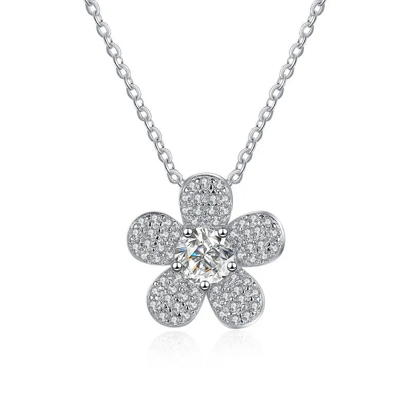 Factory Wholesale Sterling Silver VVS1 Clarity Brilliant Cut 0.5 Carat Moissanite 18K Gold Plated Anti-Allergy Trendy Necklace
