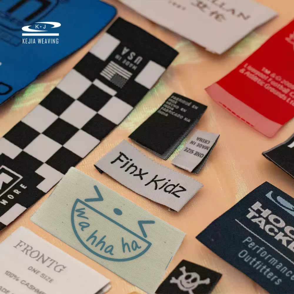 No Moq Durable and Washable Free Sample Brand Logo Heat Pressed Custom Woven Label