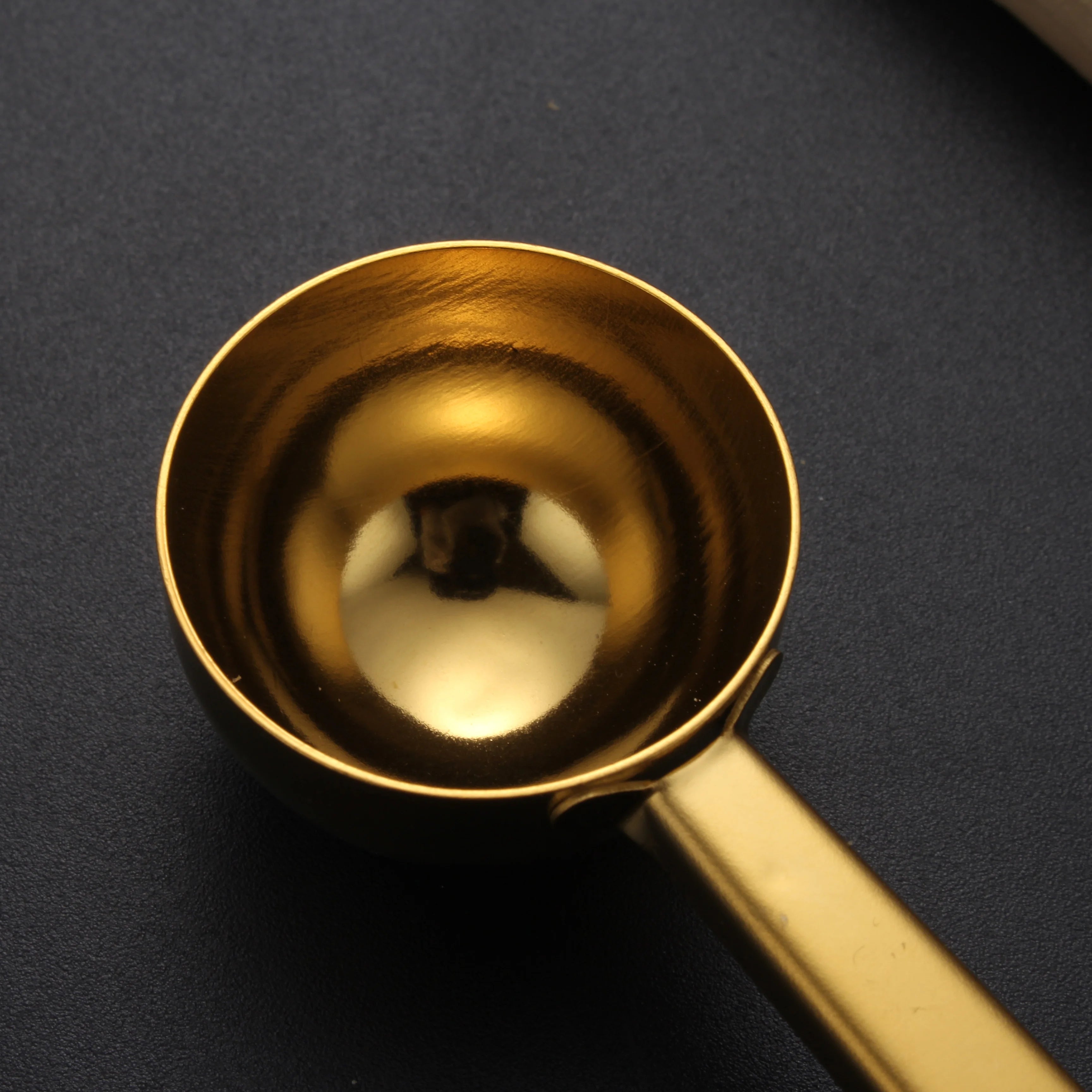 Mirror Food Grade Metal Coffee Scoop Gold Stainless Steel Metal Coffee Measuring Spoon Scoop With Bag Clip with Gift Box/Case