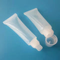 Yili 20g 5ml 7ml 6ml Empty Cosmetic Plastic Matte clear Slanted Tip Frosted Lip Gloss Tube Packaging with Screw Cap