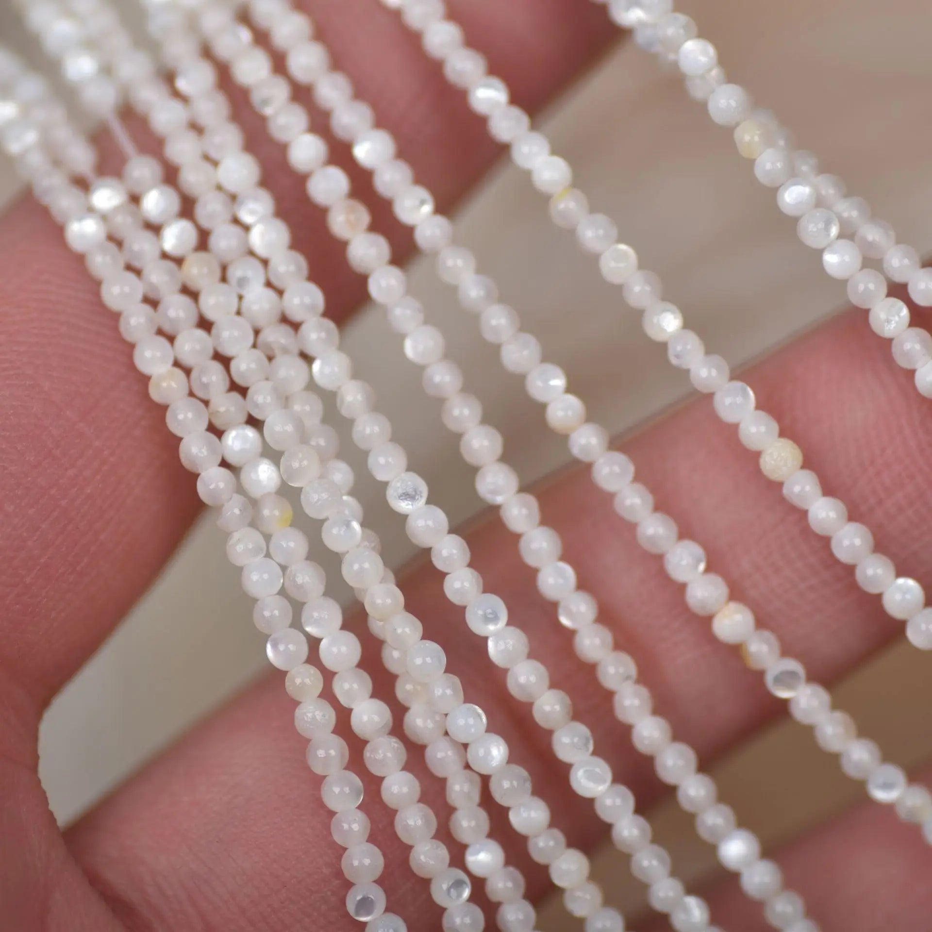 Wholesale Natural Freshwater Pearls Beads Round  Pearl Shell  Loose Beads for Jewelry Making DIY Necklaces Bracelets