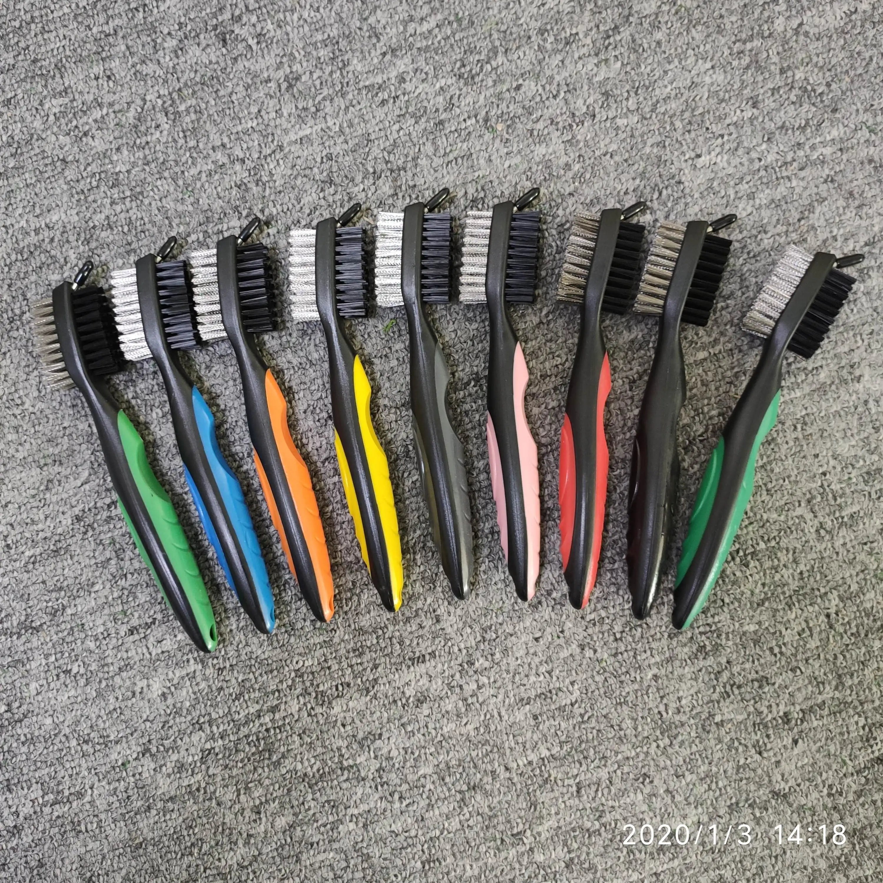 Factory Hot Selling New Double Side Cleaning Golf Club Brush