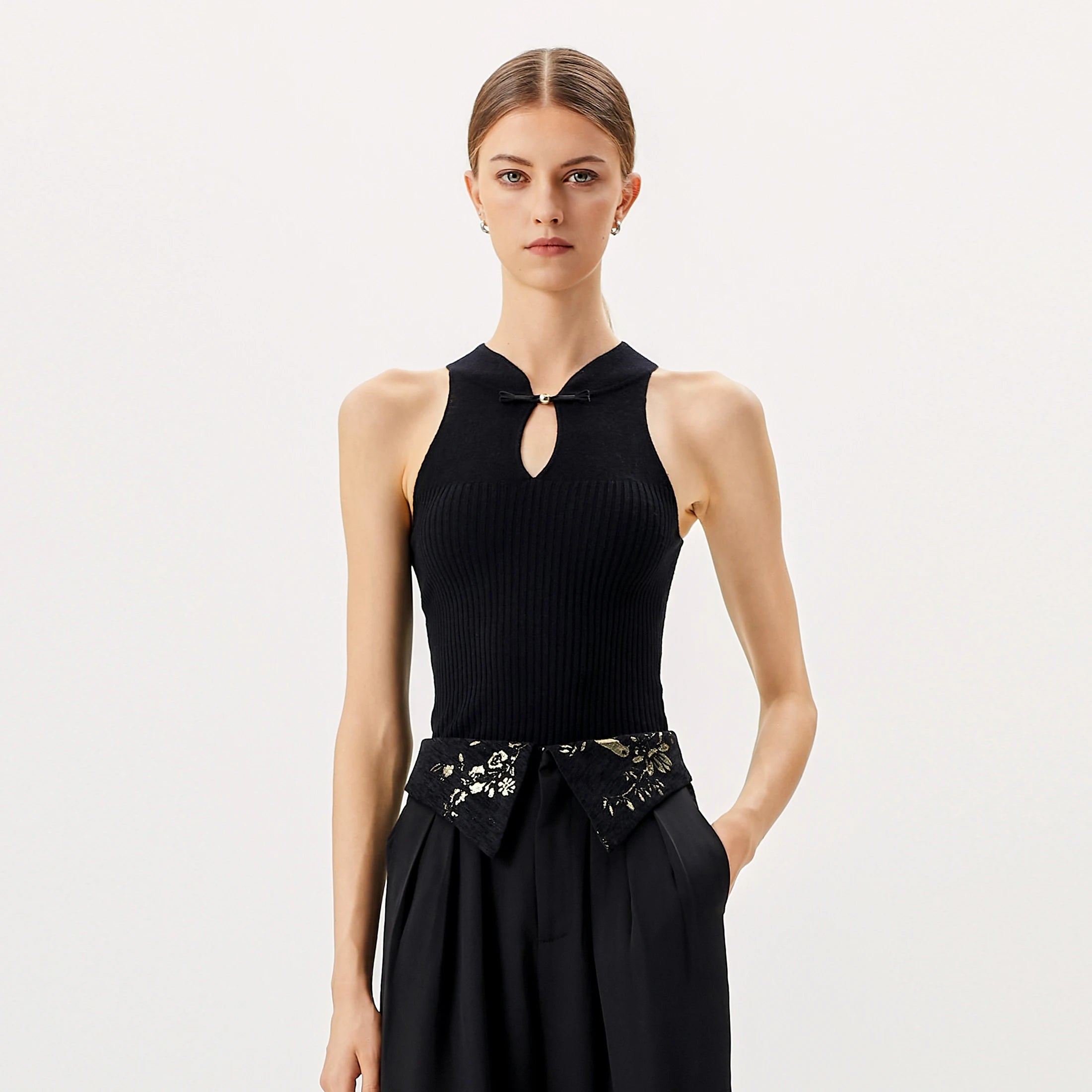 Brand Customization Chinese Style Vintage Chic One Size Tank Top Versatile Knitted Design with Casual Short Outerwear tank Top