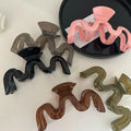 Korean Woman Extra Large Jelly Color Capital M Design Hair Claw Wave Barrettes Girl Fashion Hair Clips Headwear Hair Accessories
