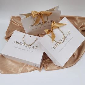 White Paper Shopping Gift Bag Packaging Bag With Handles for Shopping Clothes and Gift