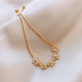 2024 Elegant Women's Adjustable Gold Chains Korean Simple Personality Rhinestone Crystal Flower Bracelet Elegant Bangles