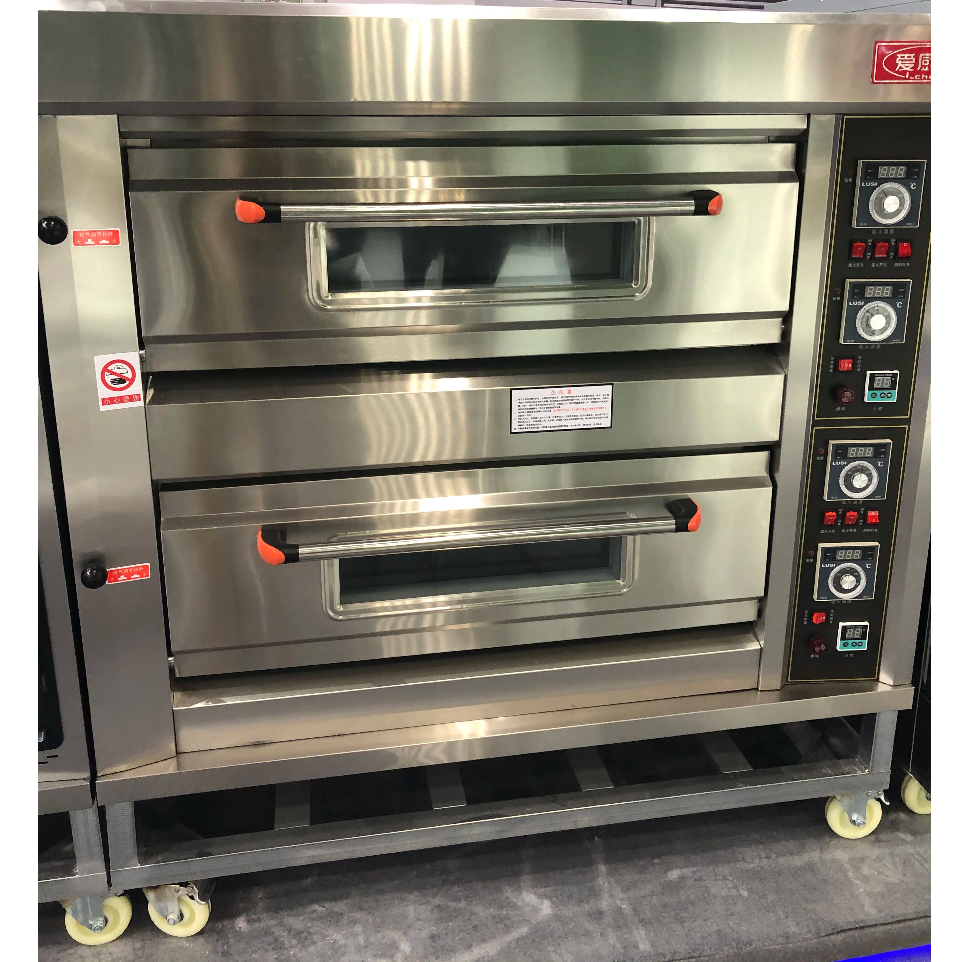 Commercial  Luxurious Gas Oven for Bread Bakery Two Deck Four Tray