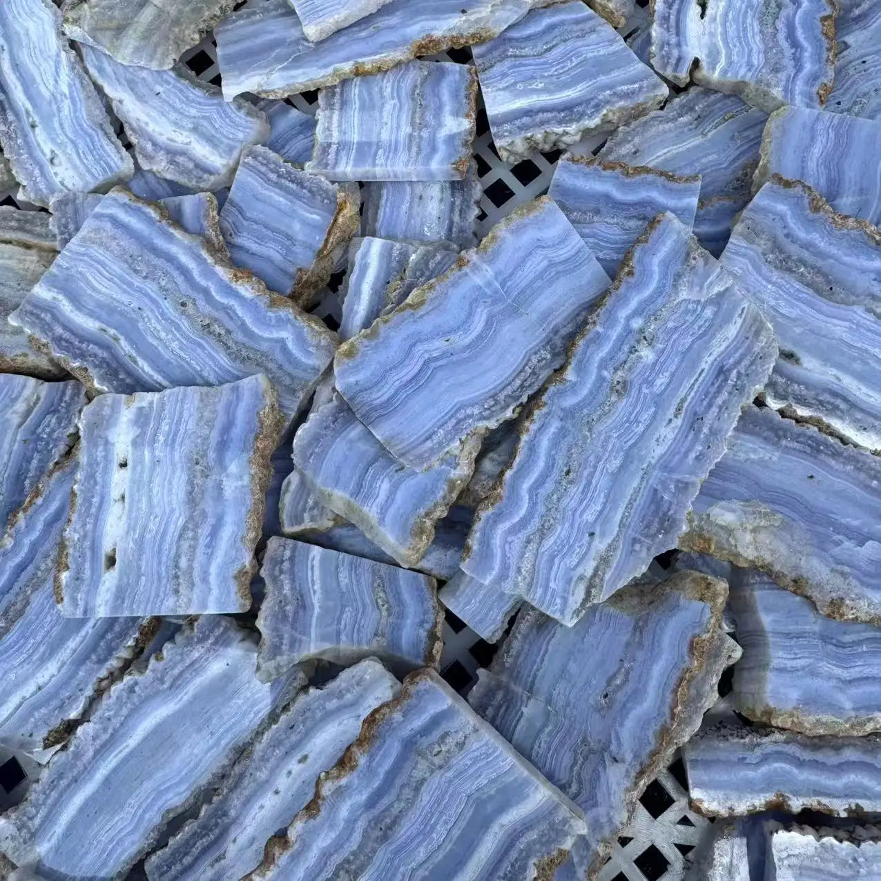 Wholesale Modern Home Decoration Natural Blue Lace Agate Raw Slab Healing Stone Crystals Slice for Home Decor