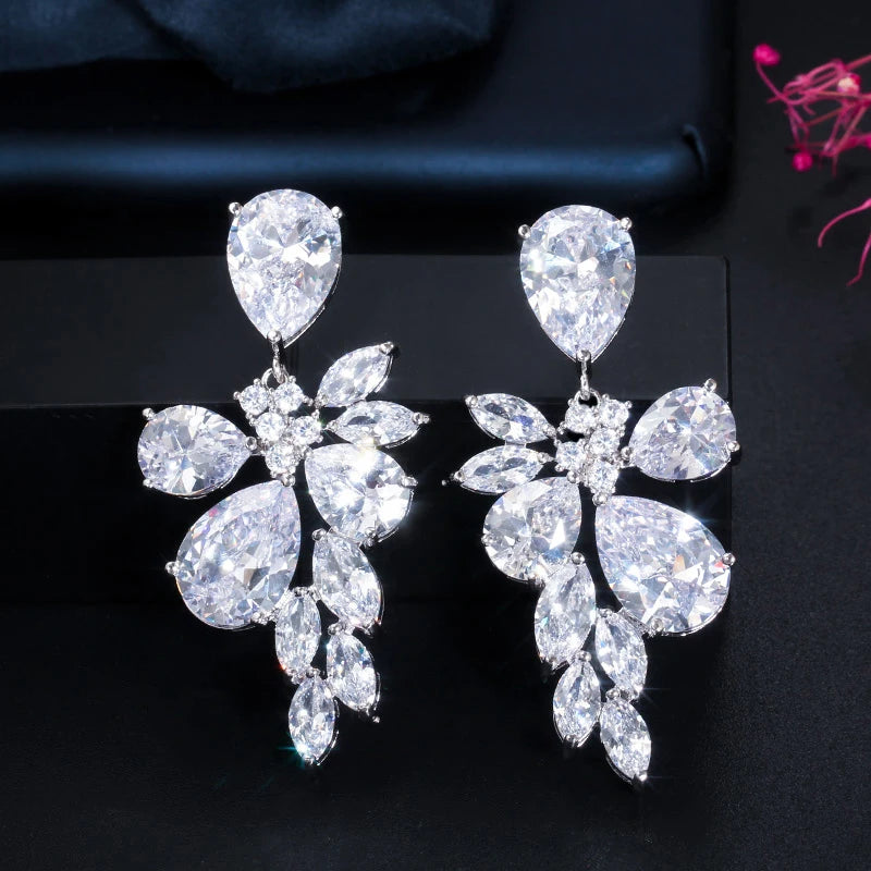 Sparkling Cubic Zircon Long Big Leaf Shape Dangling Silver Plated Wedding Earrings for Brides Luxury Jewellery Accessories