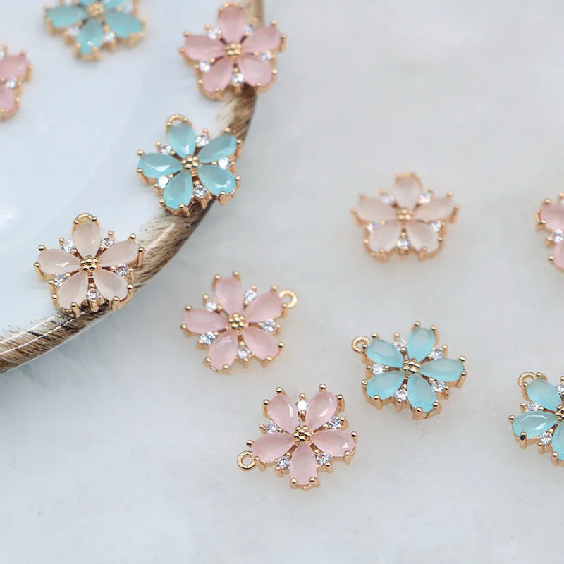 Hot Sale Flower Rack Plating Brass Cubic Zirconia 5-Petal Charm Pendants for DIY Jewelry Making Accessories