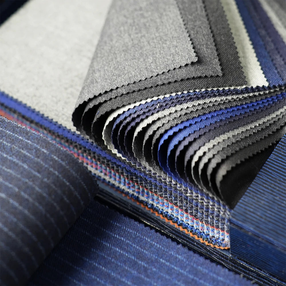 100% -Wool Spot Goods Worsted Merino Luxury Wool/Polyester Italian Suiting Fabric Suiting Fabric Men Suits