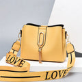 Waterproof PU Open Closure Criss-cross Design Sport Fashion Mini Shoulder Cross Bag for Ladies All Seasons