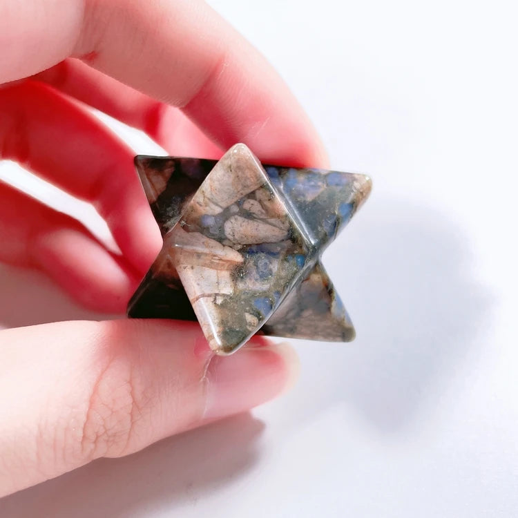 Huiying God's Healing Blue Labradorite Gemstone Carved Merkaba