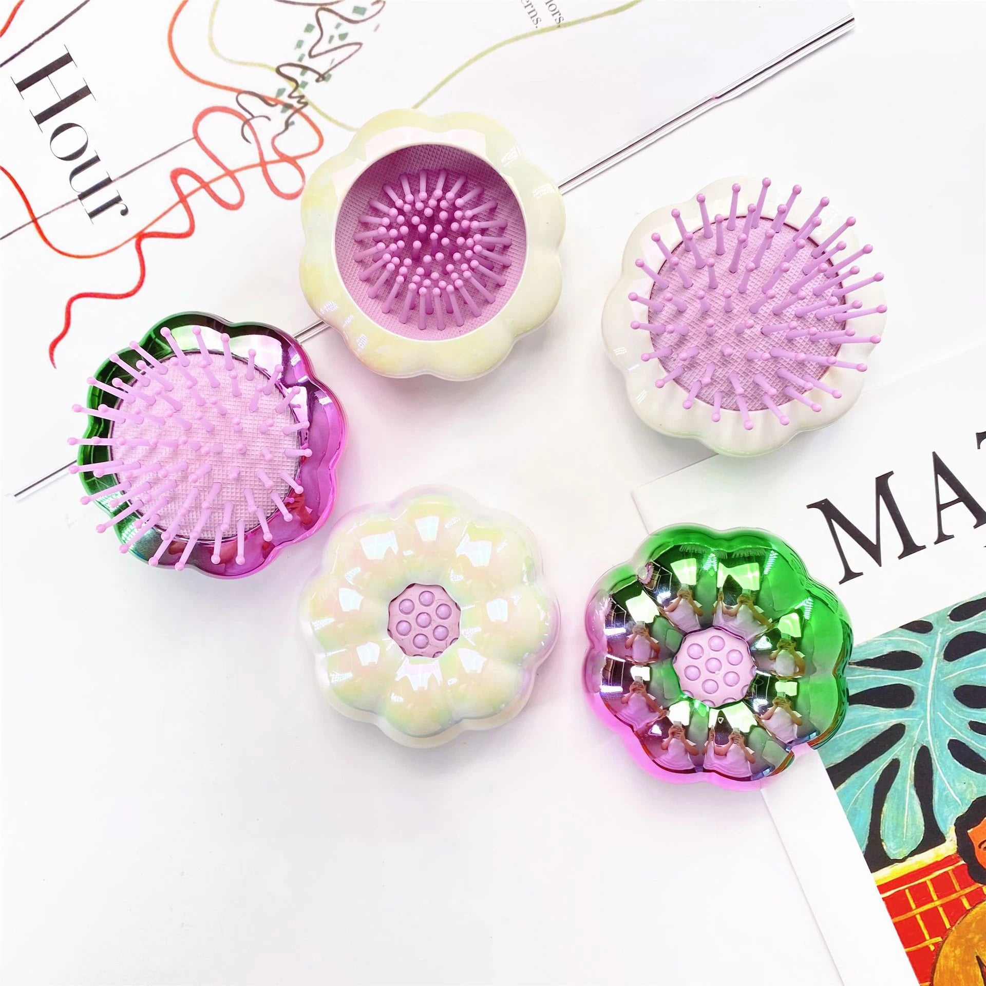 Portable Mini Folding Comb Custom Logo Nylon Hairdressing Comb Vent Flower Hair Brush Stretch Air Cushion Electroplating