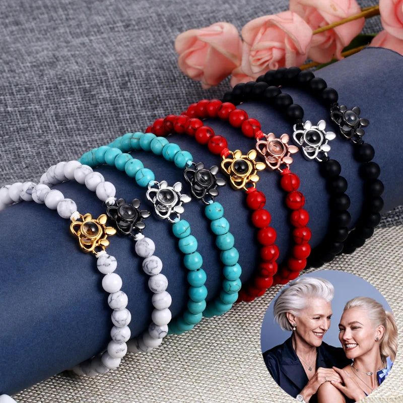 High Quality Design  Personalized Custom Projection Picture Bracelet Women Beaded Charm Bracelet for Mother's Day Gift
