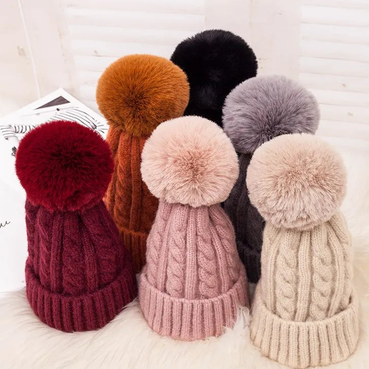 Winter Hot Sale New Arrival Super Popular New Design Knit Fisherman Women Acrylic Knitted Beanie With Pom Pom Beanie Hat