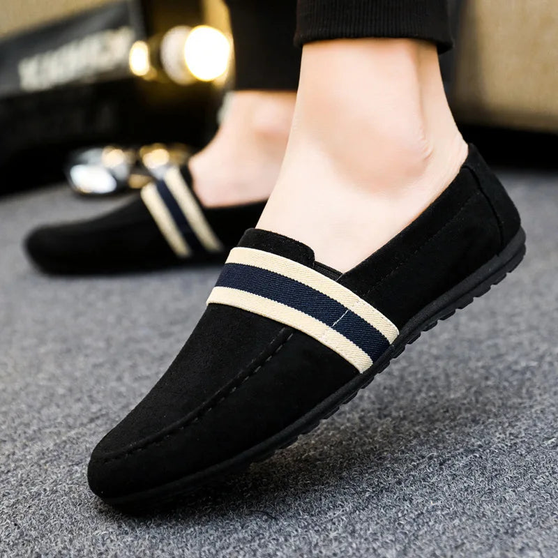 Students' New Casual Skate Shoes Breathable Low Top Sneakers Men Fashion All-match Sneakers