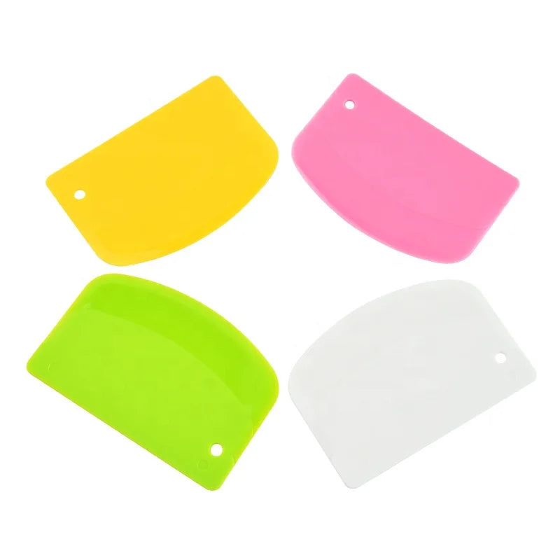 Best Price PP Plastic Scraper Baking Tools Cream Dough Cutter Baking Pastry Tool Dough Cutting Cake Scraper