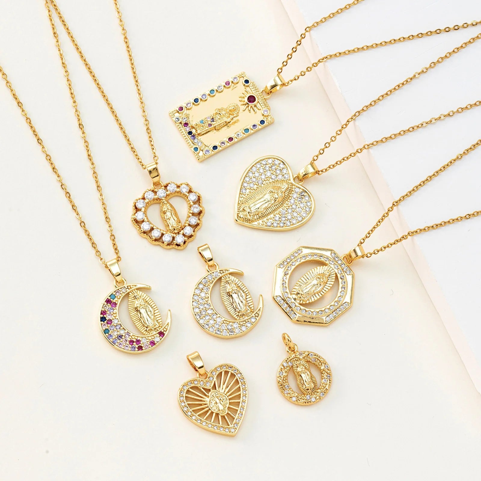 Retro Hip Hop Jewelry 18K Gold Micro Bling Colorful Cubic Zircon Pave Virgin Mary Pendant Necklace