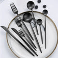 18/10 Dining Flatware Set Ensemble De Couverts En Acier Inoxydable Matte Black Wedding Cutlery Set