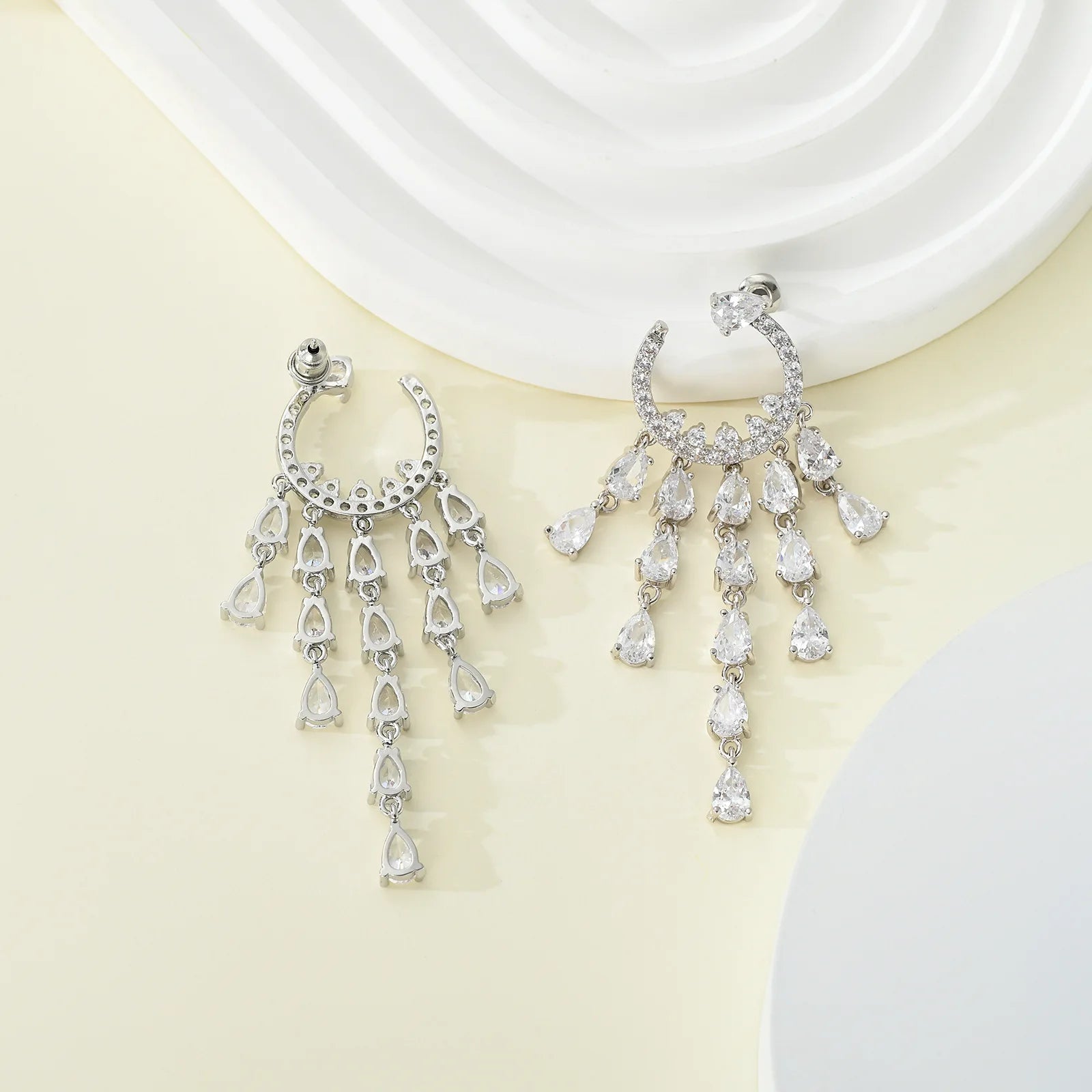 Popular Trend Wholesale Water Drop Zircon Tassels Fancy Shiny Dangle Earrings for Women Jewelry Body Piercing