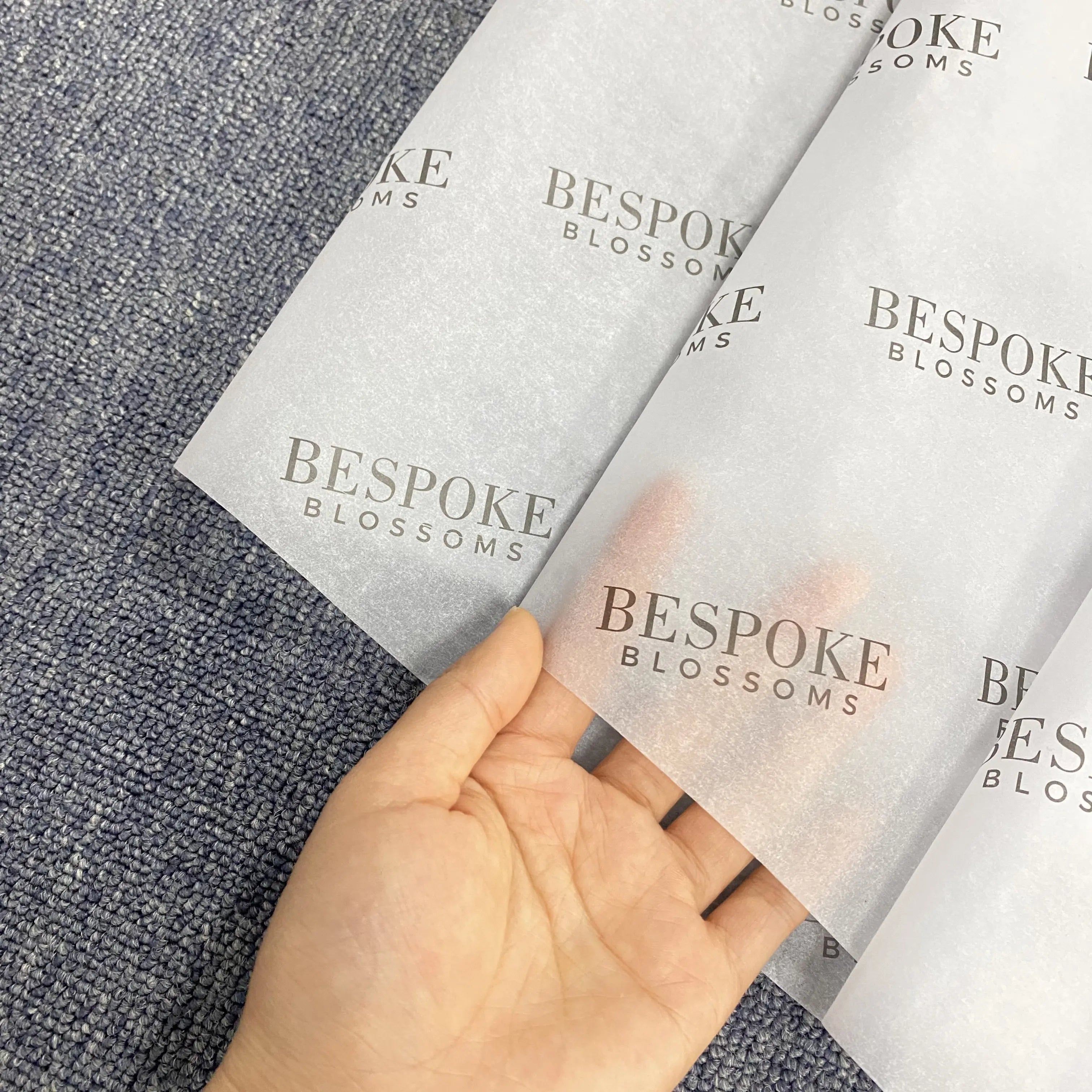 High Quality Low MOQ Fashionable Design 50*70cm Wrapping Tissue Paper Customize Any Size logo Print Recyclable Flower Tissue
