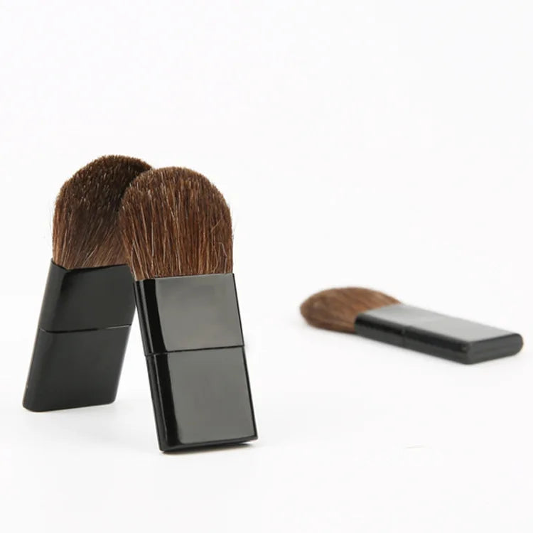 Women Blush Foundation Custom Goat Hair Black Mini Makeup Face Brush with Wood Handle