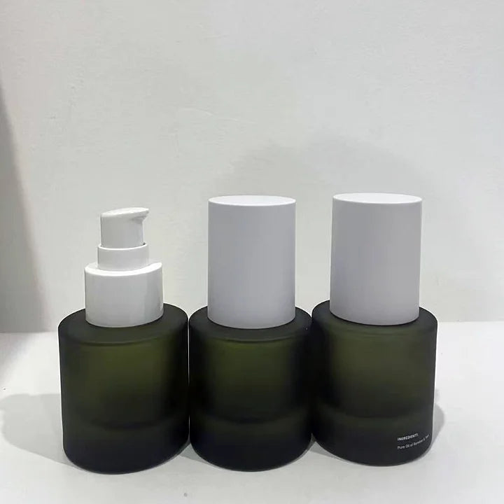 Customize Luxury Green Glass Perfume Oil Bottle 30ml 50ml 100ml Refillable Perfume Glass Spray Bottle with Box Packaging