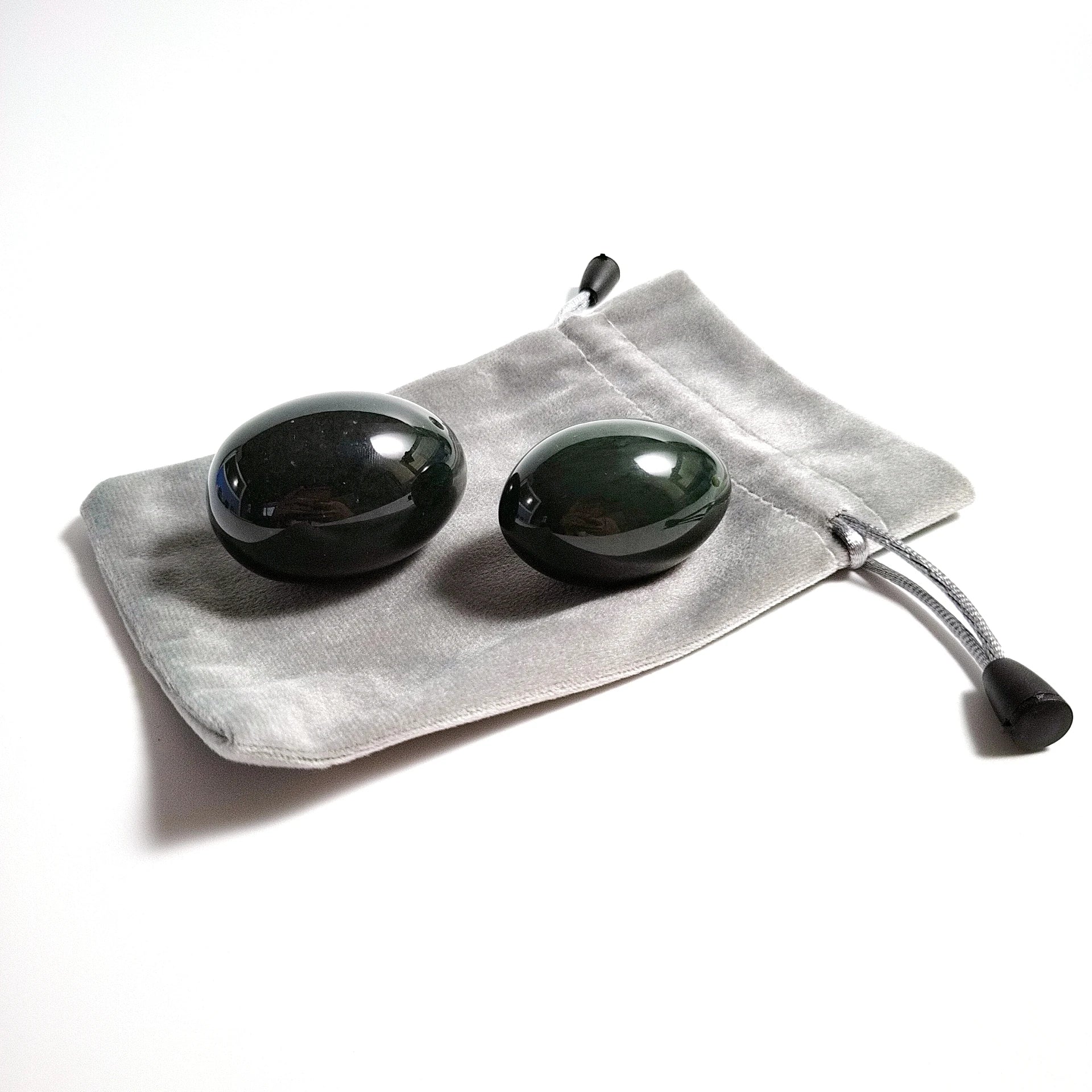 Nephrite Jade Gem Yoni Egg Vaginal Tightening Love Egg Kegel Exerciser Women Natural Stone Crystal Hygiene Gem Yoni Ball S M L