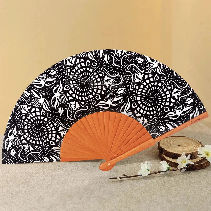 Fashion Hand Fan Printed Satin Fabric Customized Bamboo Wooden Fan