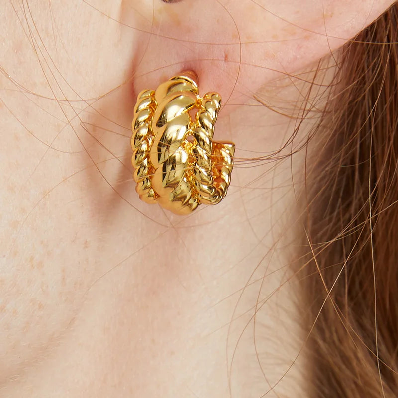 18mm Twisted Edged Croissants Wide Chucky Hoop Earrings Solid Brass C Shape 18K Gold Plated Earrings Plain Minimalist Jewelry