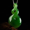 Green Nephrite Jade Twisted Lucky Infinity Symbol Twisted Pendant Fashion Runes Necklace Jewellery Chinese Hand-Carved Ornaments
