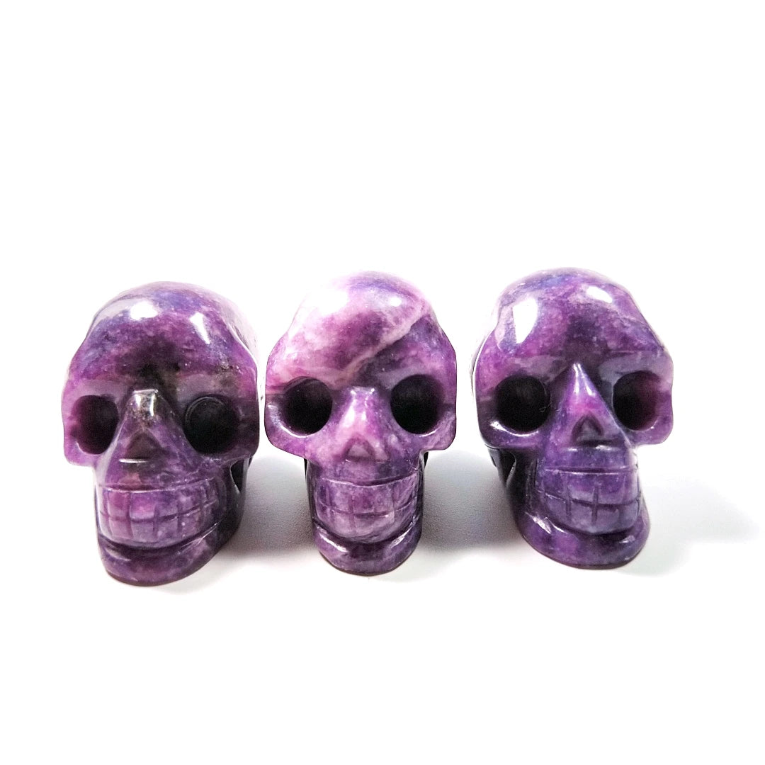 Huiying China Hand Carved Natural Rock Polished 2 Inch Amethyst Crystal Skulls for Fengshui Decoration Crafts