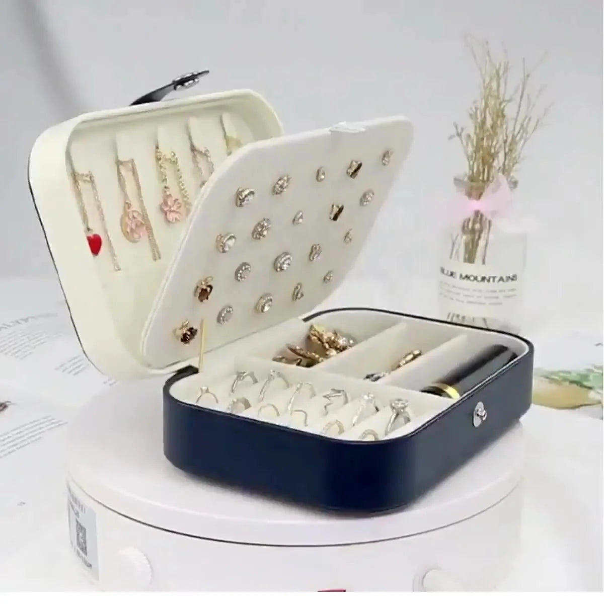 Travel Jewelry Organizer Boxes Portable Jewellery Box Button Leather Storage Jewelers Box for Girls OEM ODM 33 CN;GUA