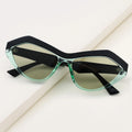 New Arrival Cat Eye Triangle Small Frames Trendy Hot Sale Sun Glasses Vintage Women Retro Sunglasses