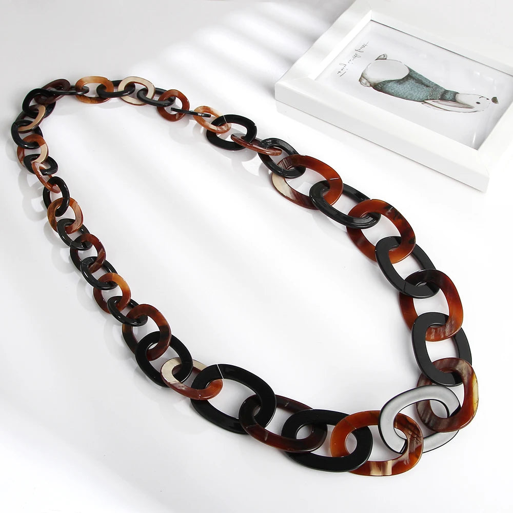 Wholesale Vintage Style Tortoiseshell Amber Color Ox Horn Plate Shape Link Chain Long Acrylic Necklace for Women