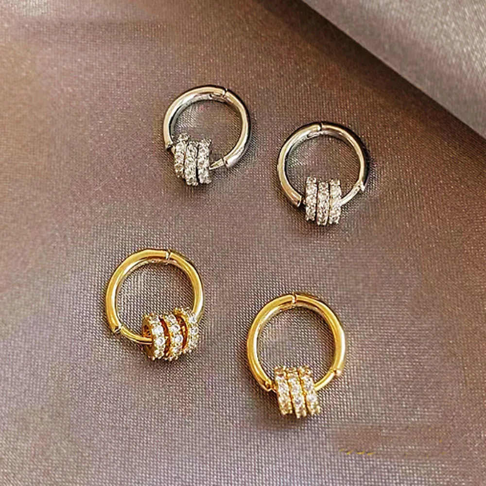 Wholesale Luxury Trendy Tiny Cartilage Stainless Steel 3 Zircon Beads Hoop Charms Huggie Hoop Earring for Men and Women