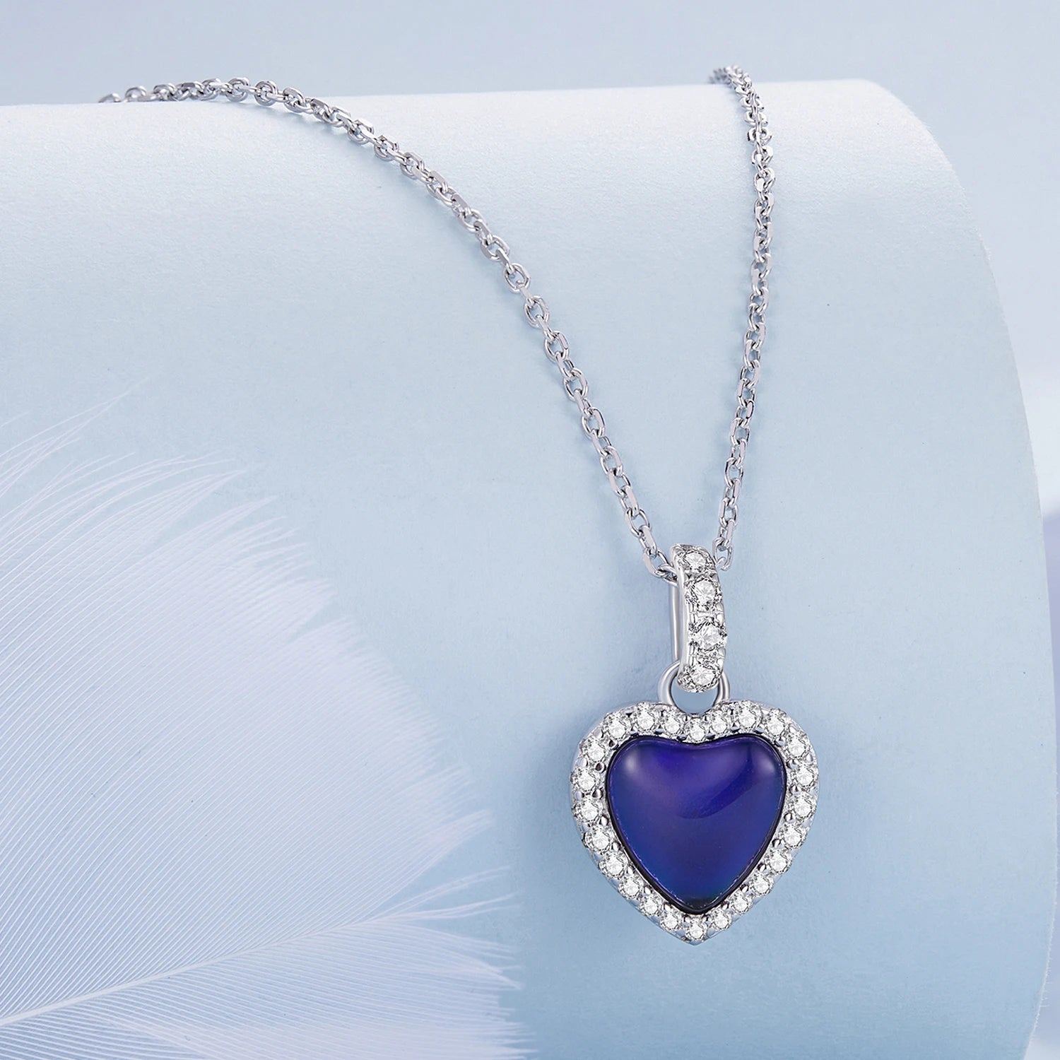 925 Sterling Silver Emotion Stone Heart Pendant Necklace Color Change Gemstone Neck Chain for Women Valentine's Day Gift BSN344