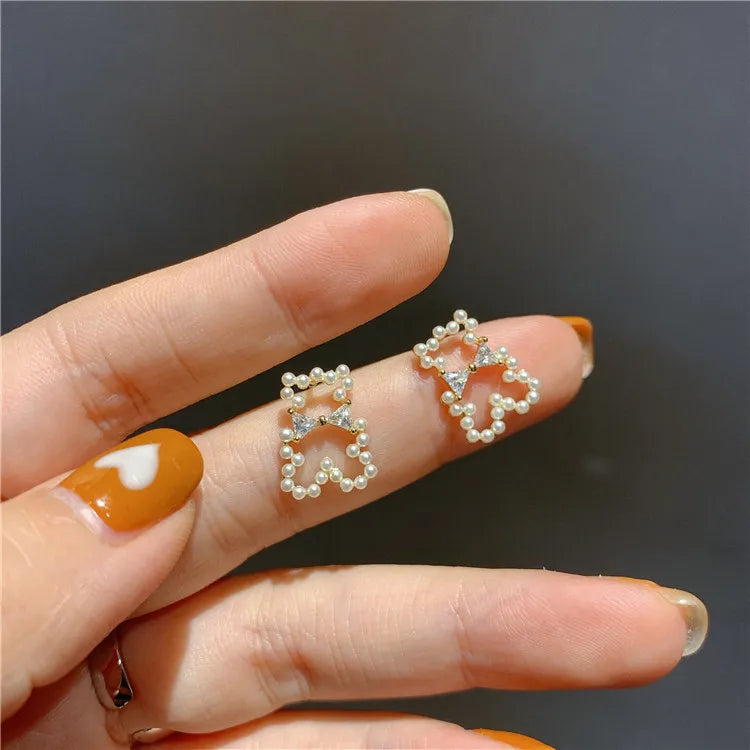 Wholesale Geometric Cute Hollow Pearl Bear Zircon Bow Knot Stud Earring Gold Mini Bijoux for Girls Trendy for Parties Gifts